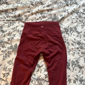 Lululemon Wunder Train size 6